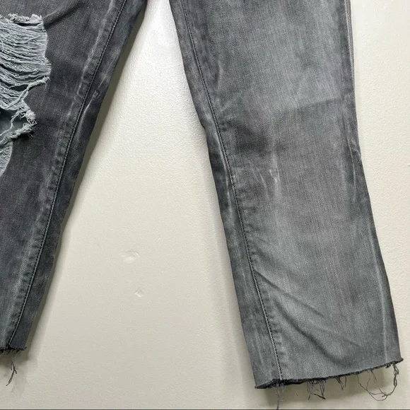Current/Elliot The Skinny Bleach Out Destroy Jean Capri Ankle Cropped Size 25 - Picture 8 of 9